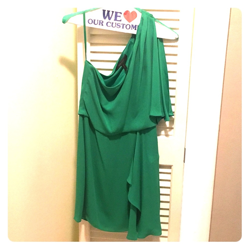 BCBG green one shoulder party dress size 2
